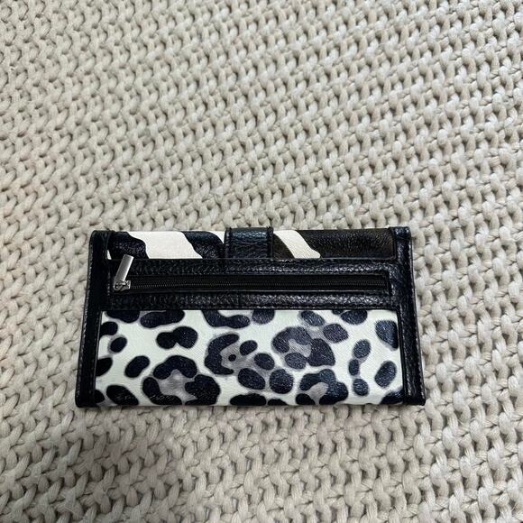 Black and white zebra print - Picture 4 of 6